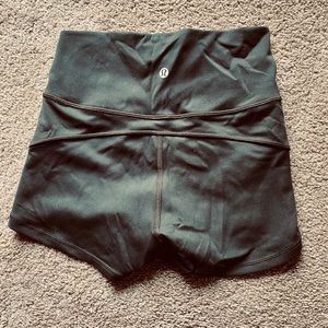 Lululemon In-Movement Short 2.5”